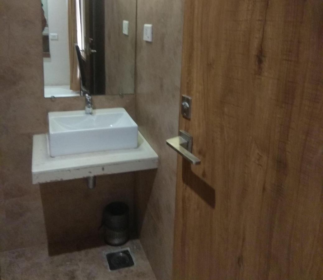 Hotel West Blue Mumbai Kültér fotó