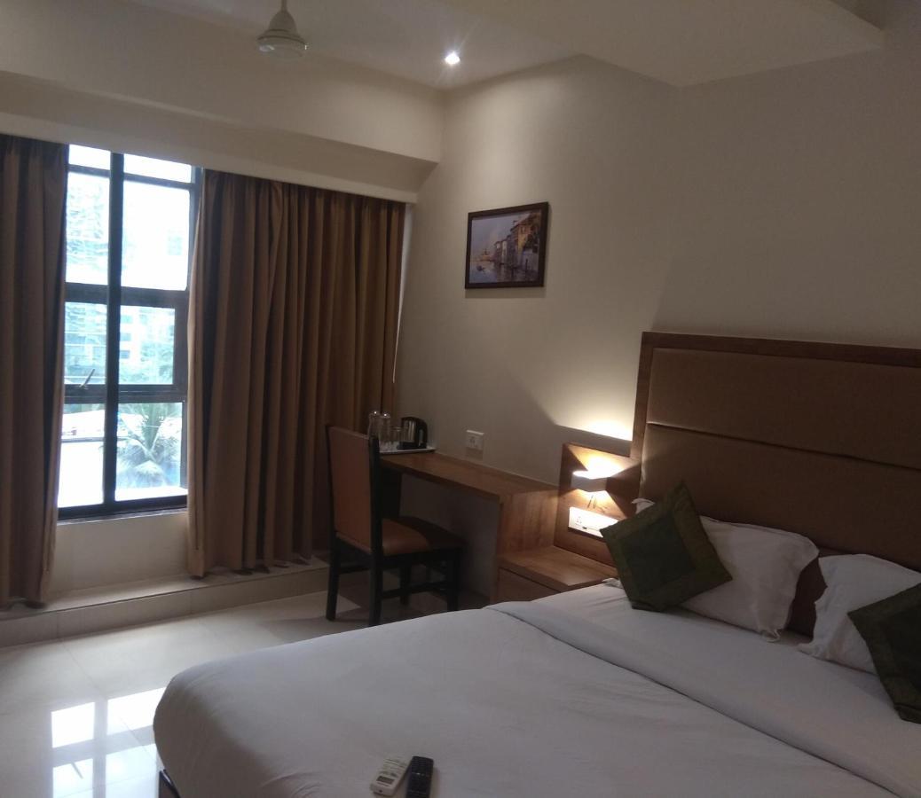 Hotel West Blue Mumbai Kültér fotó