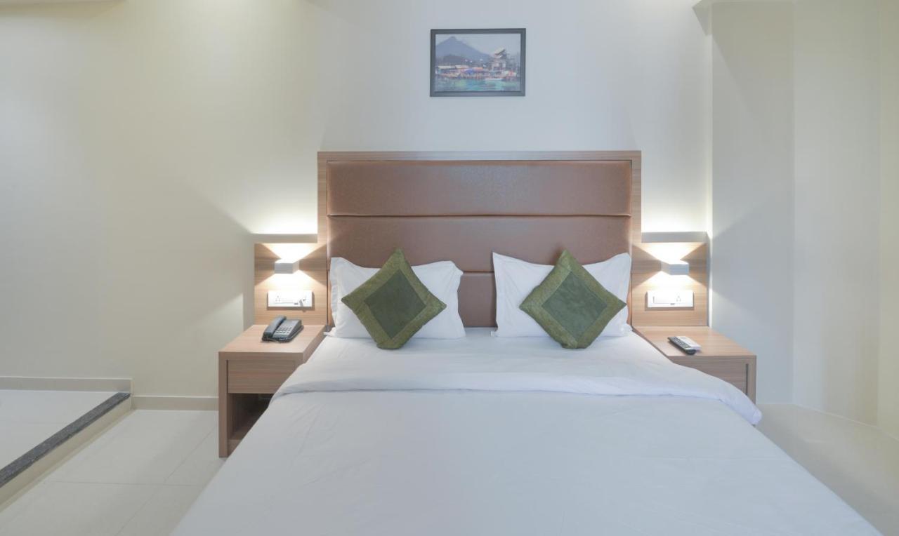 Hotel West Blue Mumbai Kültér fotó