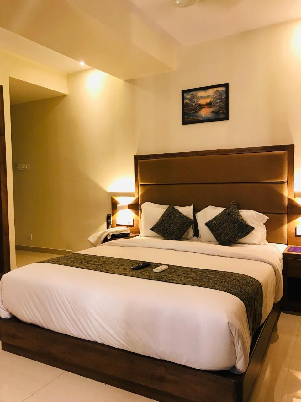 Hotel West Blue Mumbai Kültér fotó